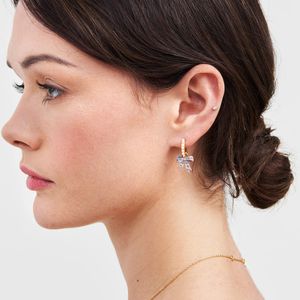 Hovedbilde Fable Bow Pearl Huggie &Oslash;redobber – 22k ...